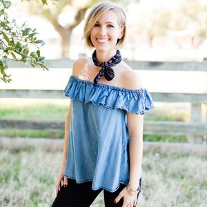 Velvet Heart Denim* Off Shoulder Top